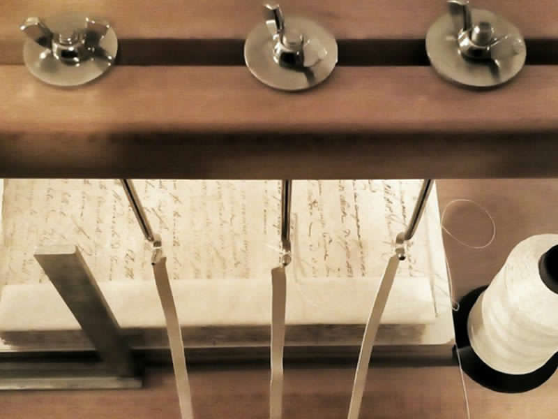 Restauro per biblioteche, amministrazioni locali e privati